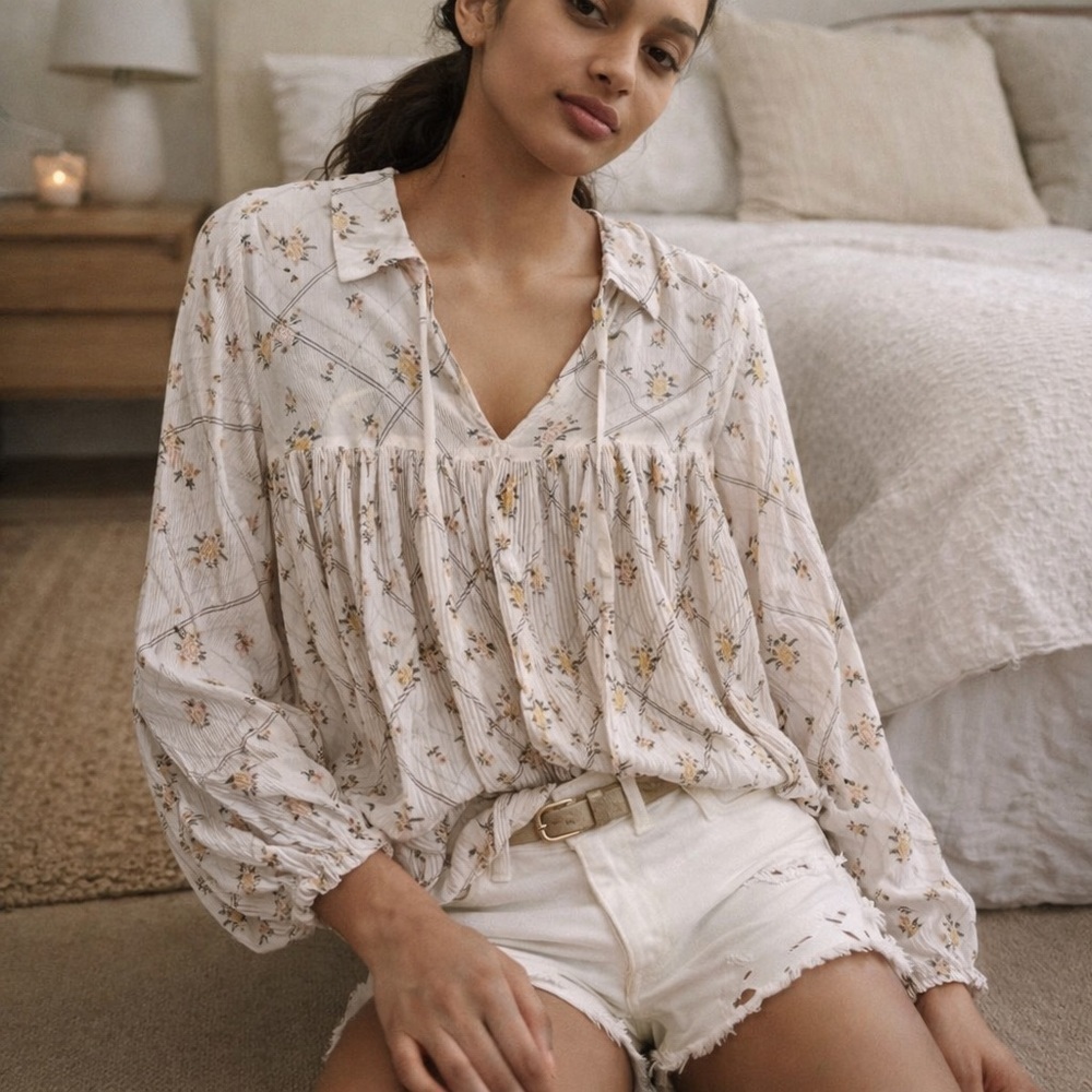LC Lauren Conrad Floral Chiffon V Neck Blouse Long Sleeve Shirt Top Blouse S